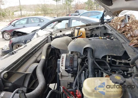 2005 Chevrolet Silverado 1500 Work Truck from USA, damaged, VIN 2GCEC19T651246580